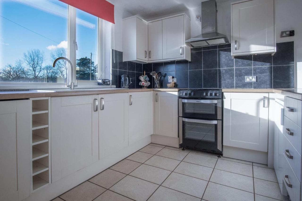 Maytree Cottage - 4 Bedroom Holiday Home - テンビー エクステリア 写真