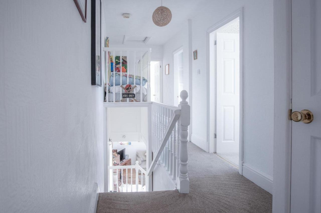 Maytree Cottage - 4 Bedroom Holiday Home - テンビー エクステリア 写真