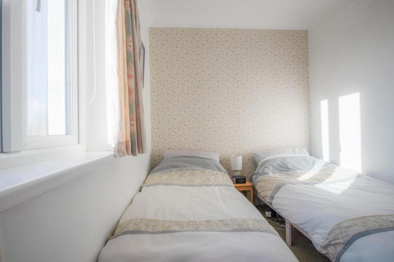 Maytree Cottage - 4 Bedroom Holiday Home - テンビー エクステリア 写真