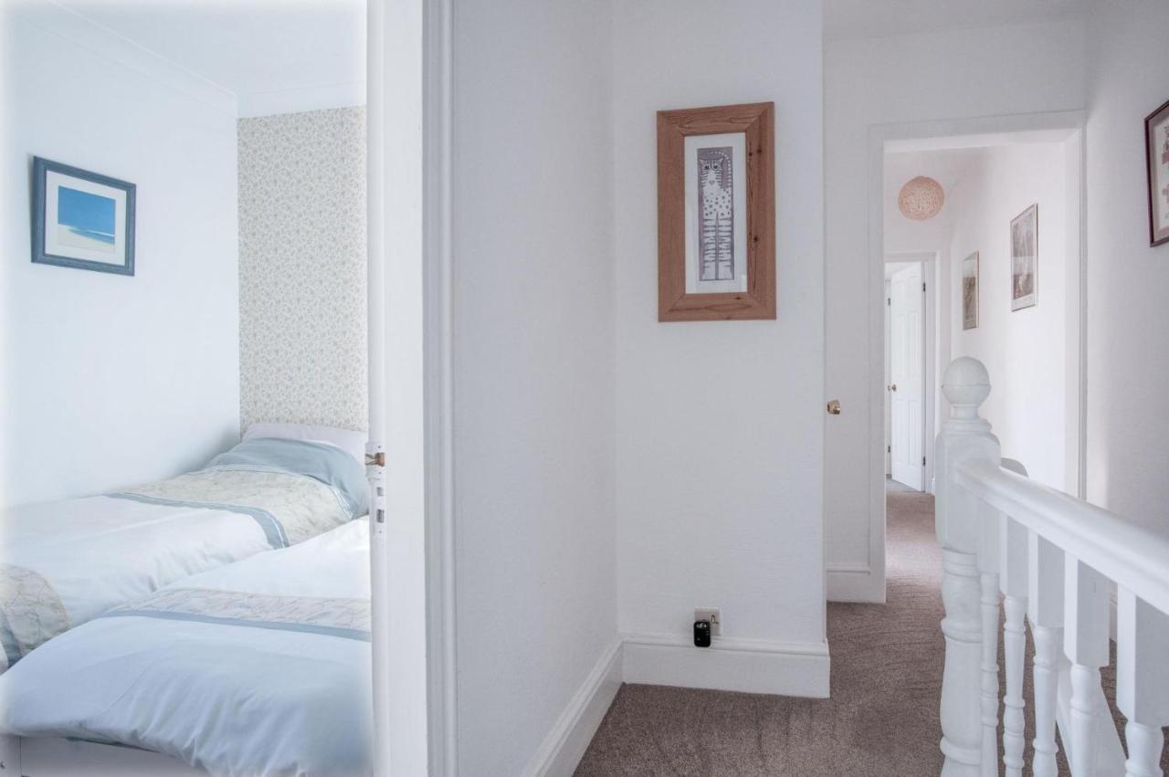 Maytree Cottage - 4 Bedroom Holiday Home - テンビー エクステリア 写真